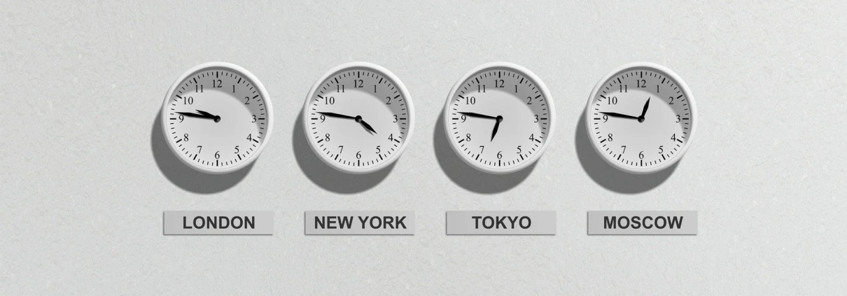 clocks with international time
